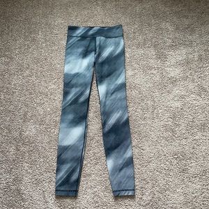 Under Armor Leggings in great condition